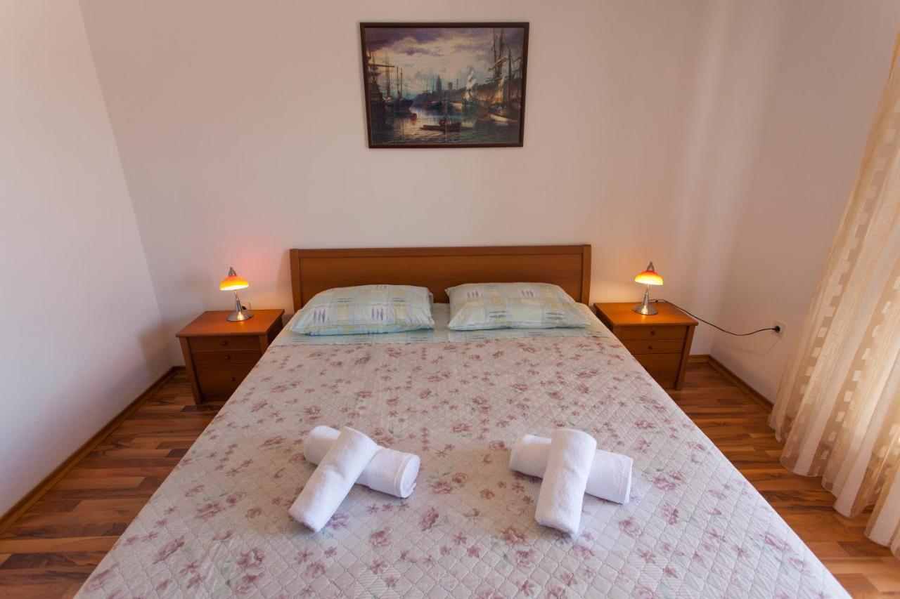 Apartman Budimir1 Cres Bagian luar foto