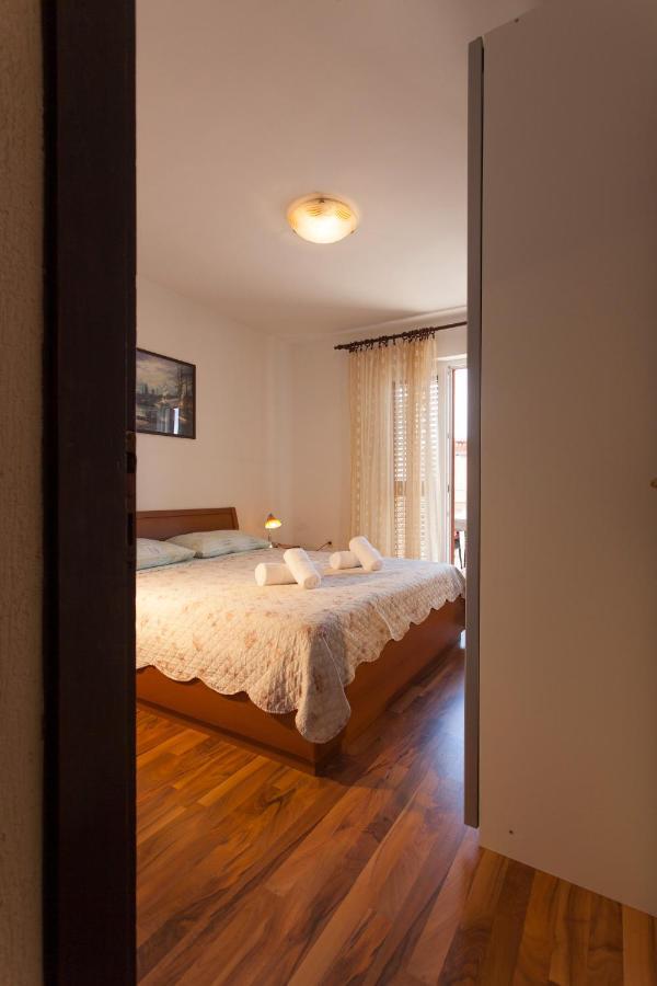 Apartman Budimir1 Cres Bagian luar foto